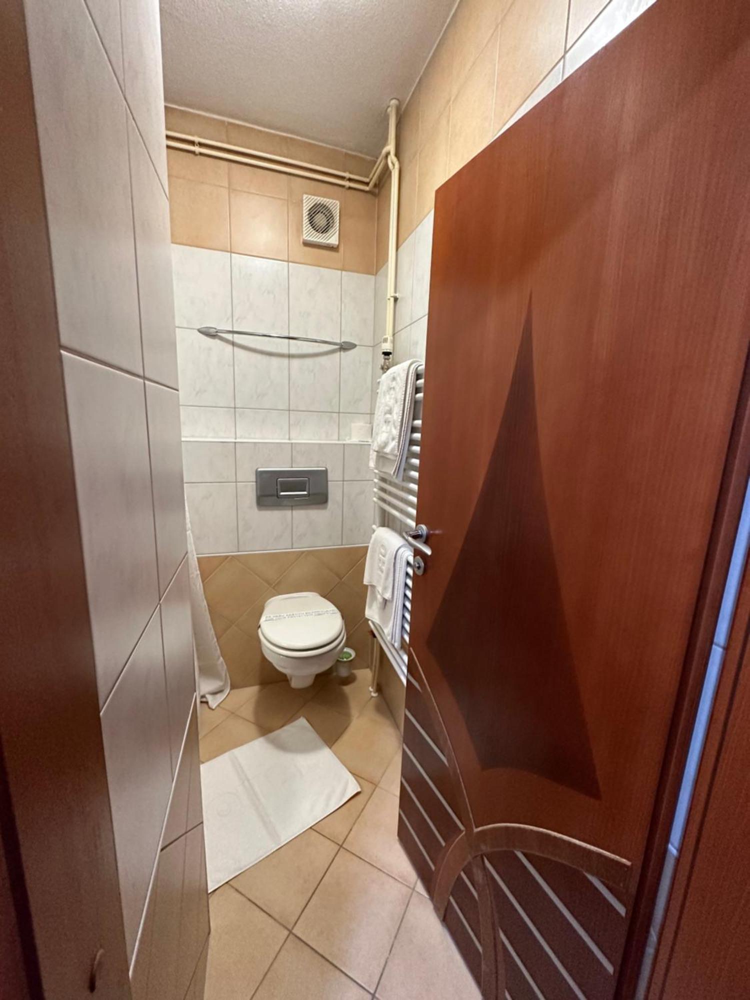 Park Hotel Біхач Екстер'єр фото