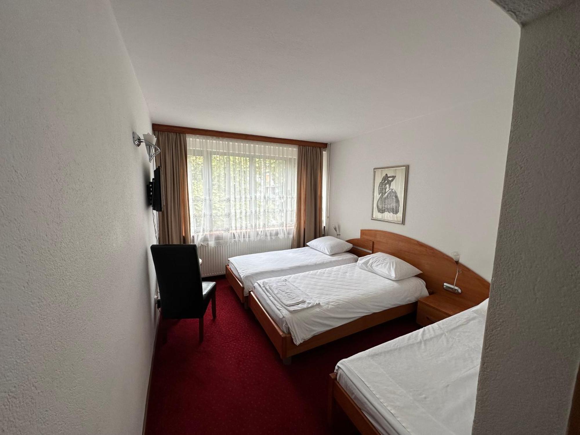 Park Hotel Біхач Екстер'єр фото