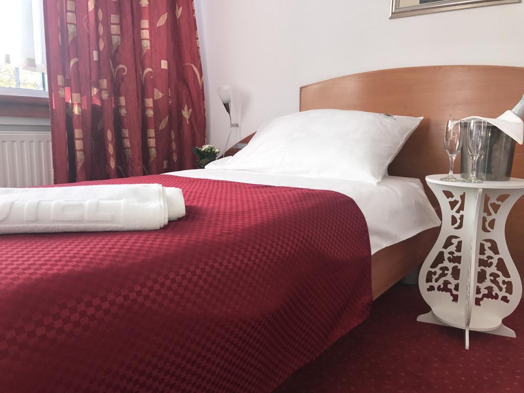 Park Hotel Біхач Екстер'єр фото