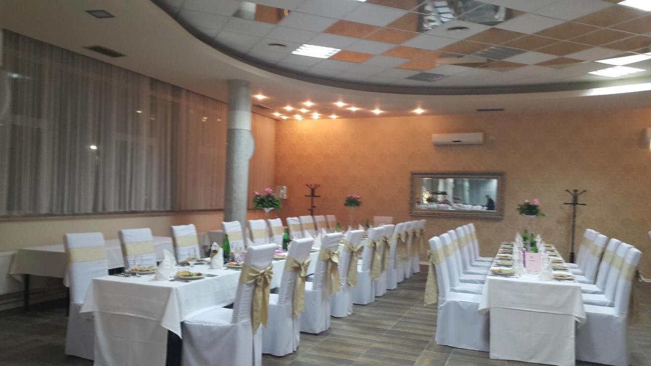 Park Hotel Біхач Екстер'єр фото